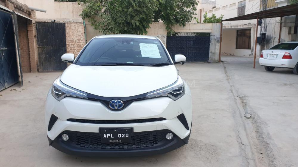 Toyota C-HR 2017 for Sale in Peshawar Image-1