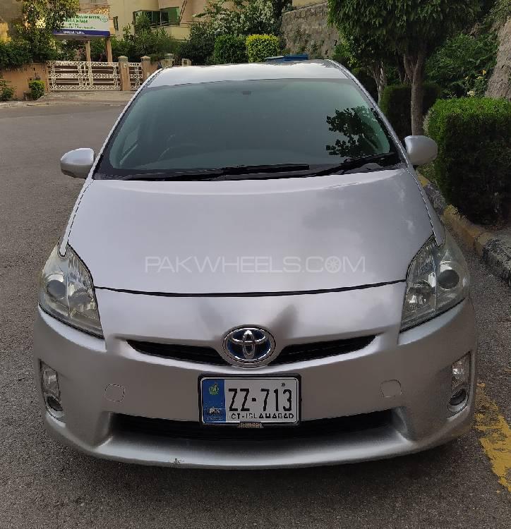 Toyota Prius 2010 for Sale in Islamabad Image-1