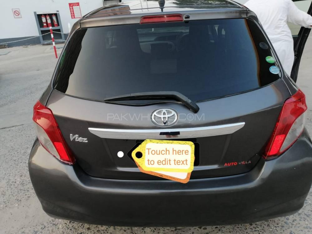 Toyota Vitz 2013 for Sale in Peshawar Image-1