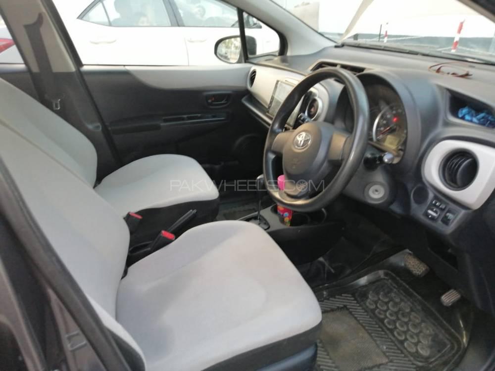 Toyota Vitz 2013 for Sale in Peshawar Toyota Vitz 2013 for Sale in Peshawar Image-7
