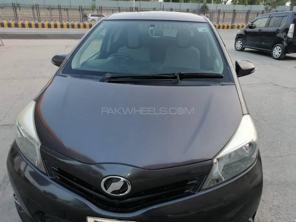 Toyota Vitz 2013 for Sale in Peshawar Toyota Vitz 2013 for Sale in Peshawar Image-9