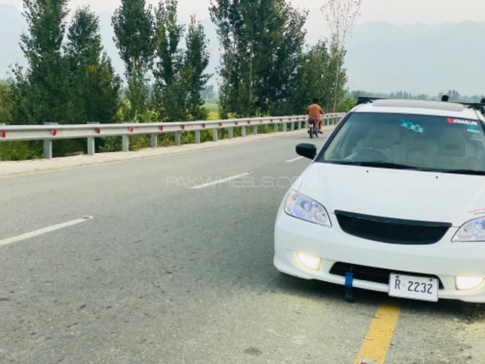 ہونڈا سوک - 2005  ہونڈا سوک - 2005  Image-4