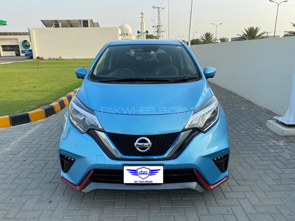 Nissan Note 2017 for Sale in Lahore Nissan Note 2017 for Sale in Lahore Image-9