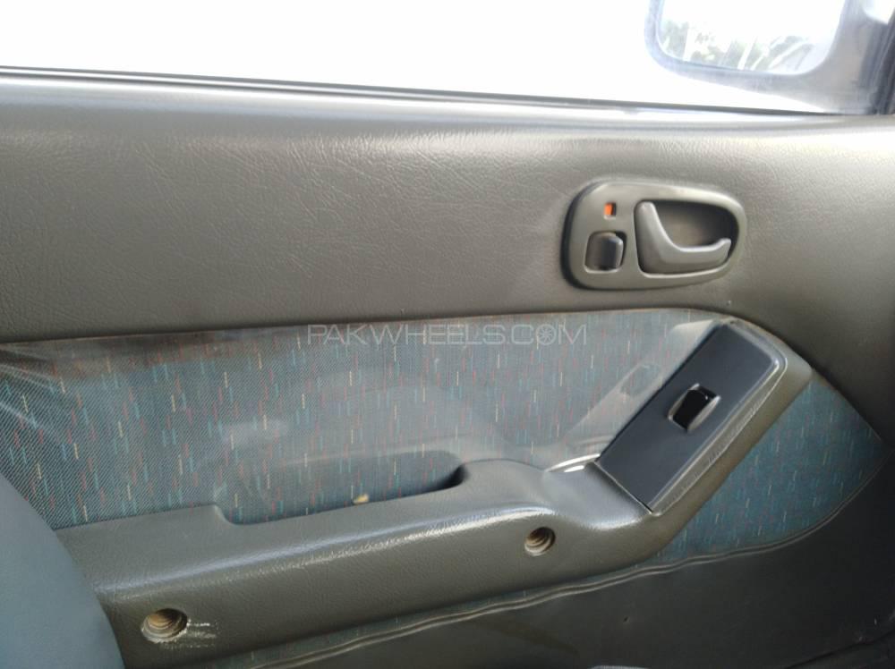 Suzuki Cultus 2001 for Sale in Rawalpindi Suzuki Cultus 2001 for Sale in Rawalpindi Image-5
