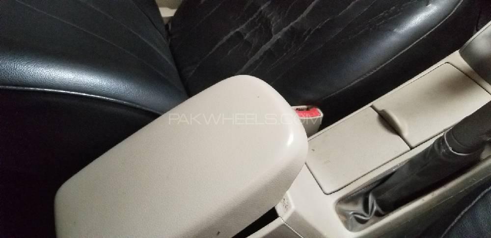 Toyota Corolla 2010 for Sale in Peshawar Toyota Corolla 2010 for Sale in Peshawar Image-10
