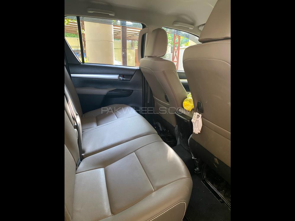 Toyota Hilux 2018 for Sale in Islamabad Toyota Hilux 2018 for Sale in Islamabad Image-5