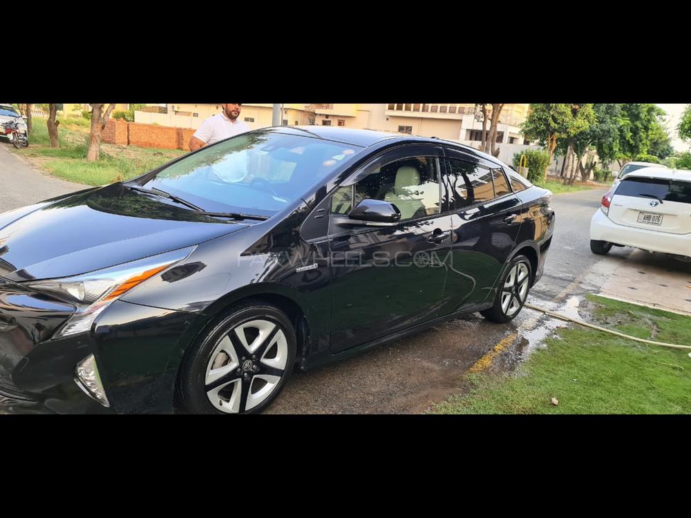 Toyota Prius 2015 for Sale in Gujranwala Image-1