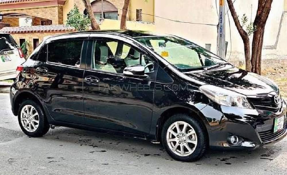 Toyota Vitz 2011 for Sale in Lahore Toyota Vitz 2011 for Sale in Lahore Image-6