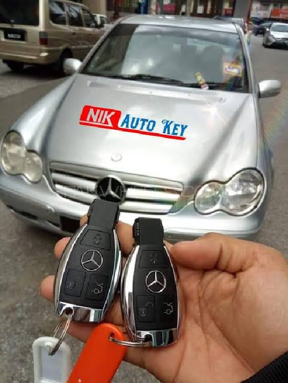 car spare key and remote key smart key available Image-1