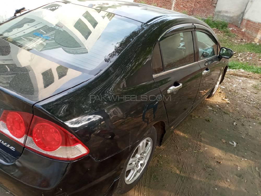 Honda Civic 2010 for Sale in Gujranwala Honda Civic 2010 for Sale in Gujranwala Image-4