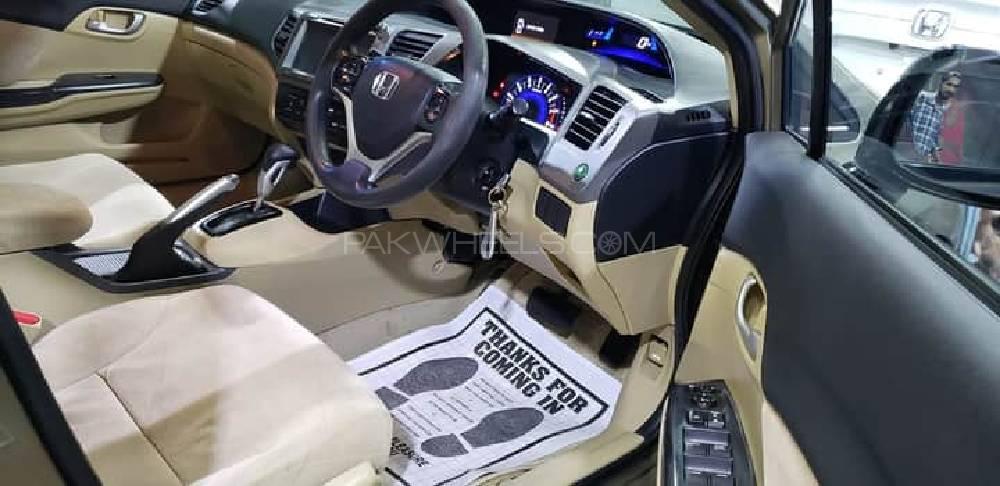 Honda Civic 2013 for Sale in Hyderabad Honda Civic 2013 for Sale in Hyderabad Image-11