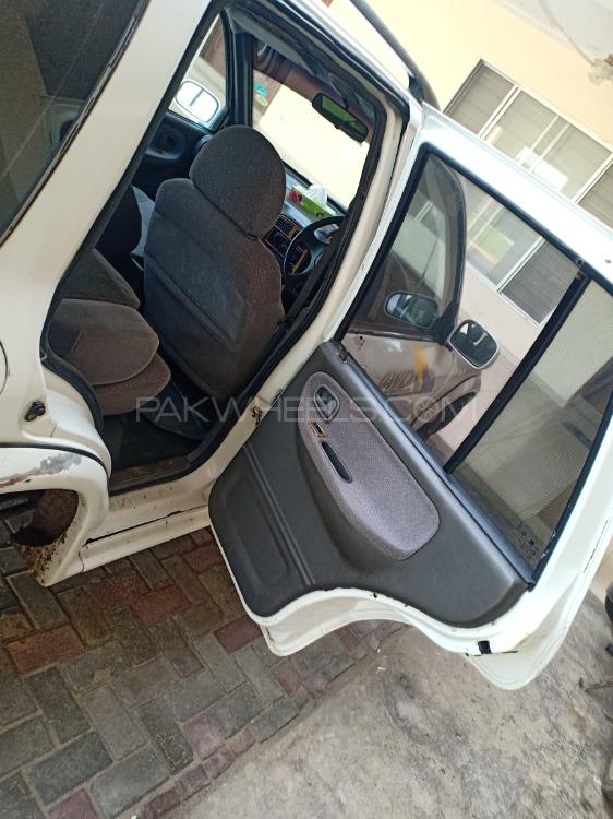 KIA Sportage 2002 for Sale in Lahore KIA Sportage 2002 for Sale in Lahore Image-10