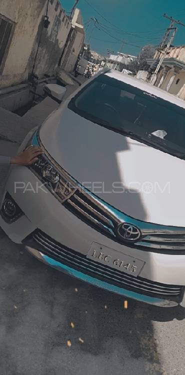 Toyota Corolla 2018 for Sale in Nowshera Image-1