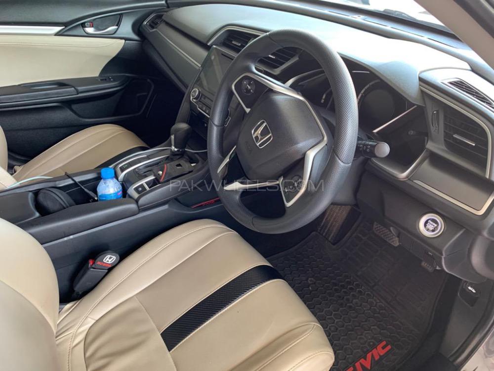 ہونڈا سوک 2018 for Sale in اسلام آباد ہونڈا سوک 2018 for Sale in اسلام آباد Image-5