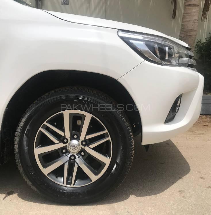 Toyota Hilux 2018 for Sale in Karachi Toyota Hilux 2018 for Sale in Karachi Image-7