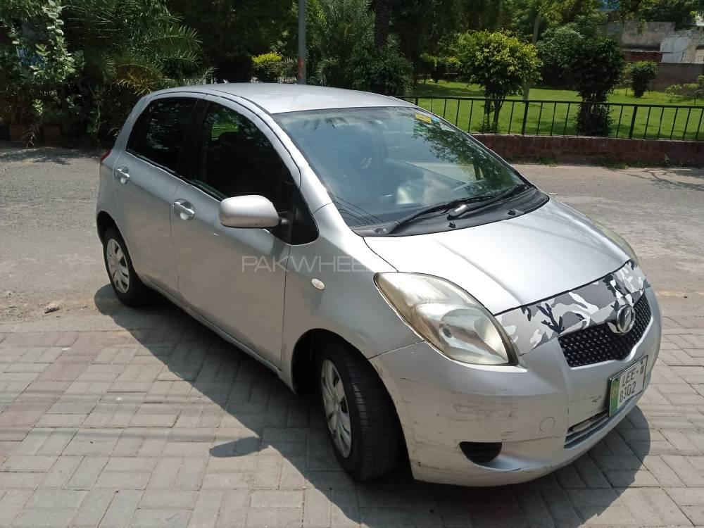 Toyota vitz 2007 года