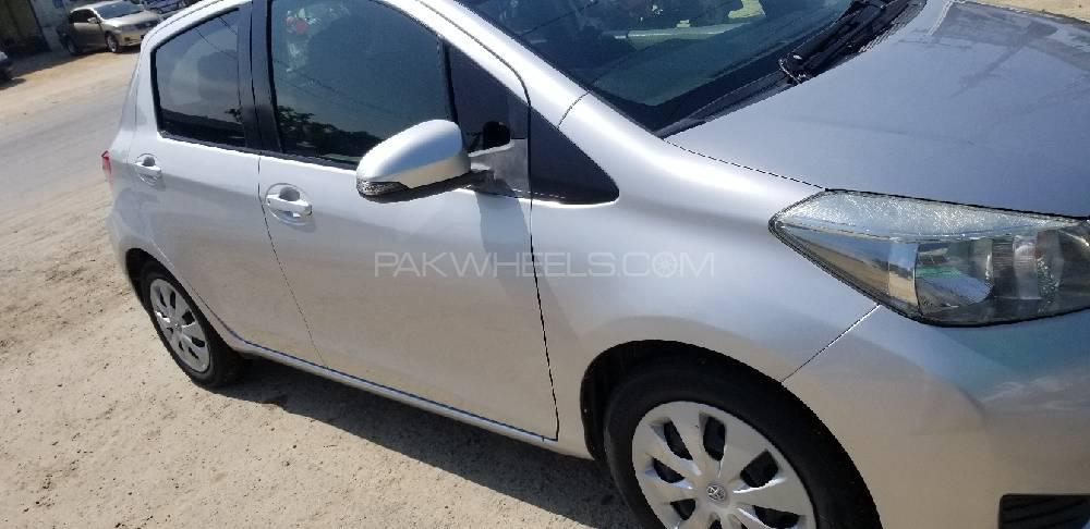 Toyota Vitz 2011 for Sale in Swabi Image-1
