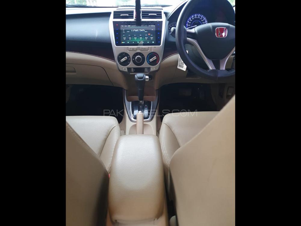 ہونڈا سٹی 2018 for Sale in کراچی ہونڈا سٹی 2018 for Sale in کراچی Image-19