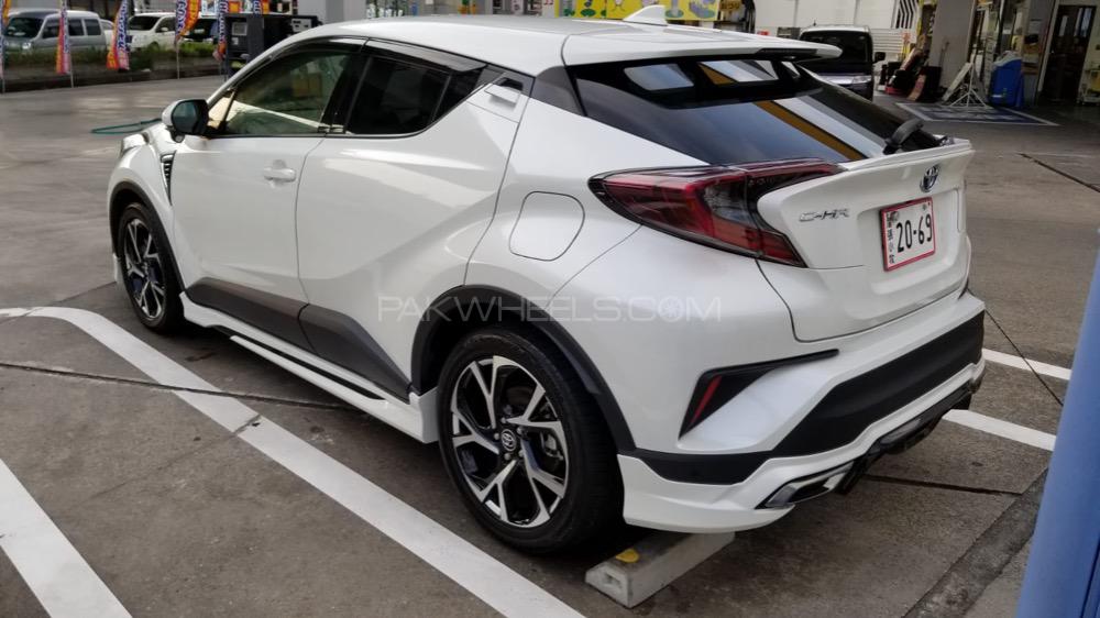 Toyota C-HR 2017 for Sale in Faisalabad Toyota C-HR 2017 for Sale in Faisalabad Image-5