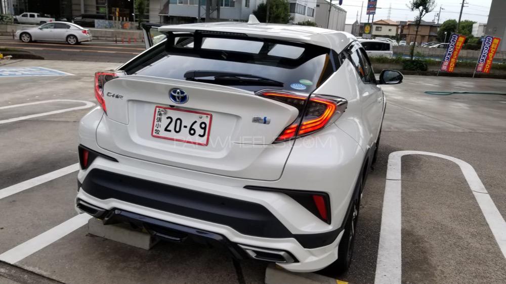 Toyota C-HR 2017 for Sale in Faisalabad Toyota C-HR 2017 for Sale in Faisalabad Image-11