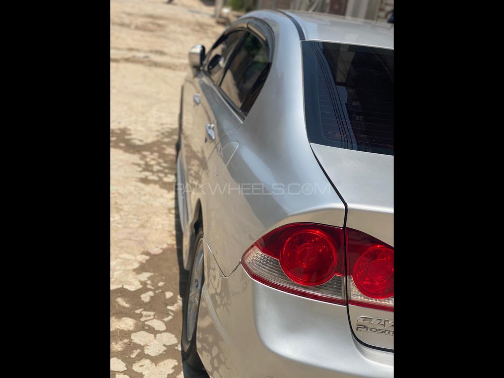 Honda Civic 2010 for Sale in Faisalabad Honda Civic 2010 for Sale in Faisalabad Image-3