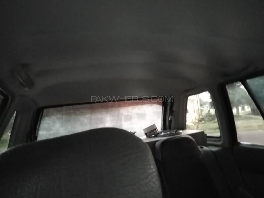 Suzuki Cultus 2005 for Sale in Attock Suzuki Cultus 2005 for Sale in Attock Image-9