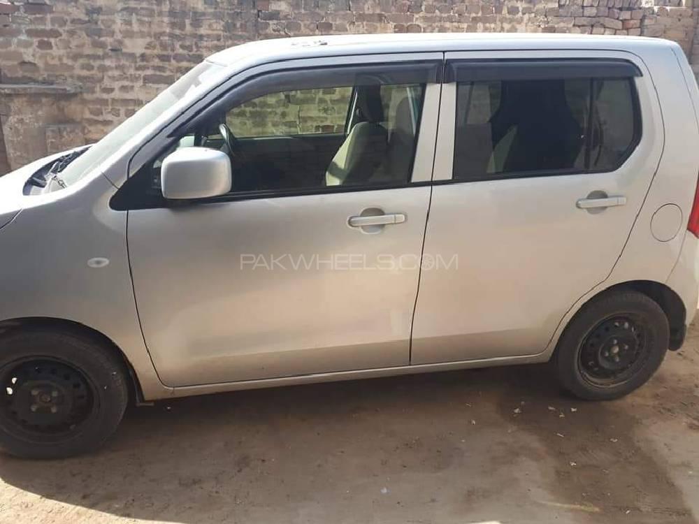 Suzuki Wagon R 2016 for Sale in D.G.Khan Suzuki Wagon R 2016 for Sale in D.G.Khan Image-4