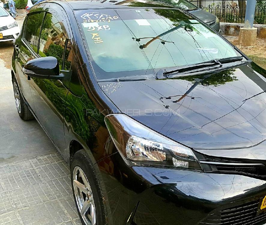 Toyota Vitz 2015 for Sale in Karachi Toyota Vitz 2015 for Sale in Karachi Image-2