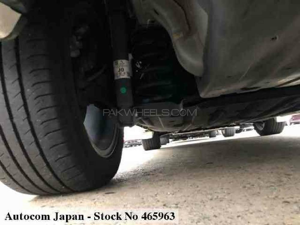 Honda Vezel 2015 for Sale in Peshawar Honda Vezel 2015 for Sale in Peshawar Image-9
