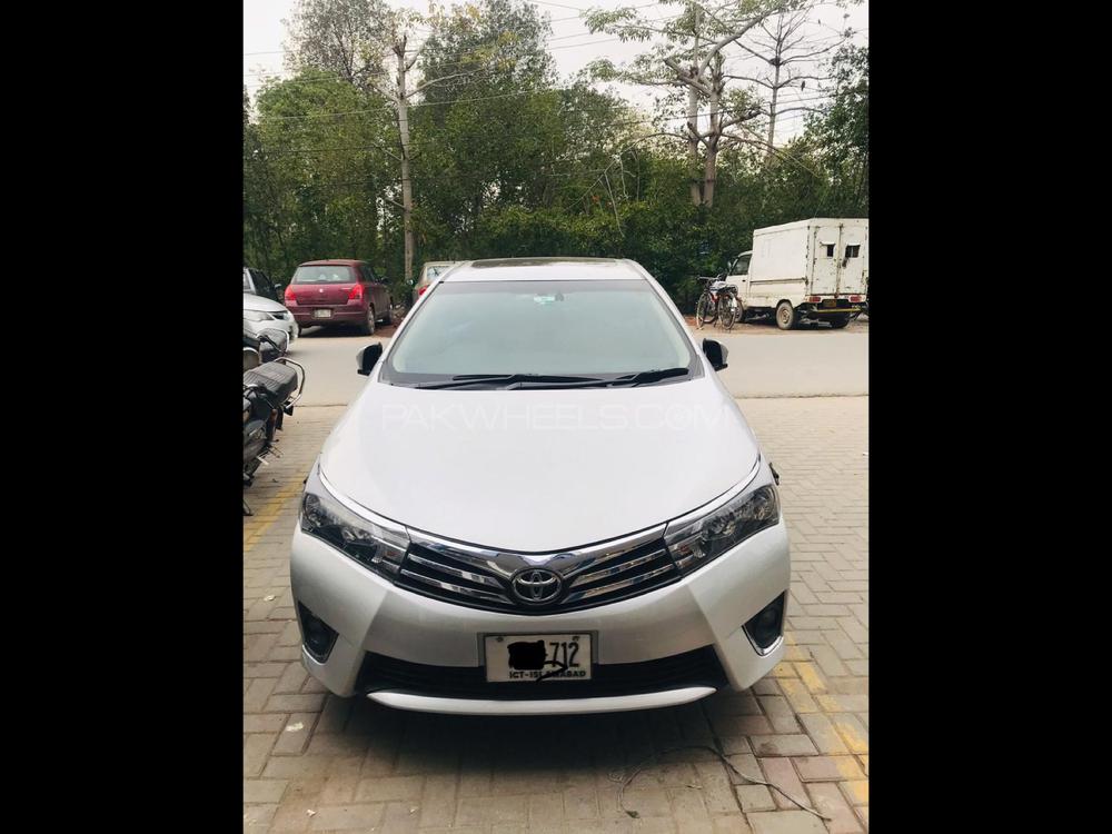 Toyota Corolla 2017 for Sale in Lahore Image-1