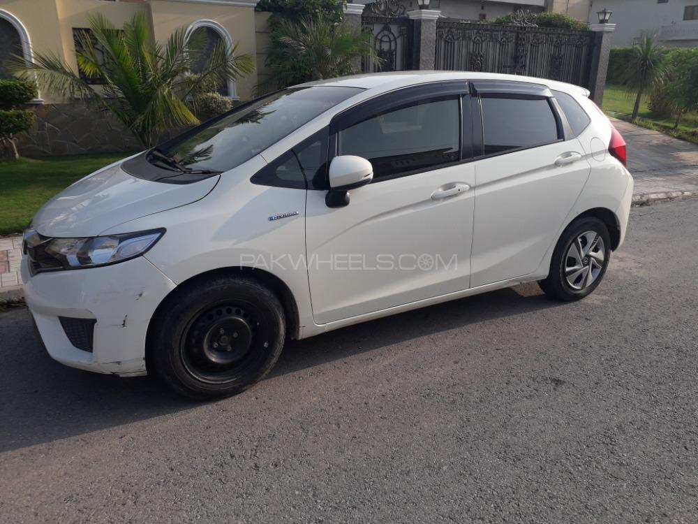 Honda Fit 2016 for Sale in Islamabad Honda Fit 2016 for Sale in Islamabad Image-10