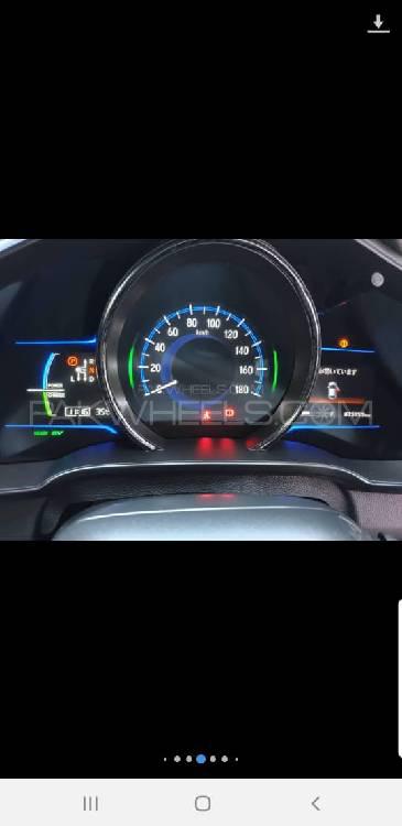 Honda Fit 2015 for Sale in Lahore Honda Fit 2015 for Sale in Lahore Image-9