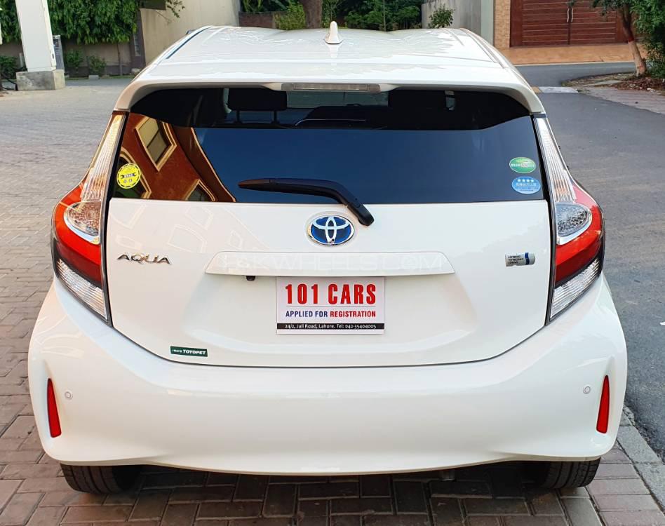 Toyota Aqua 2017 for Sale in Lahore Toyota Aqua 2017 for Sale in Lahore Image-6