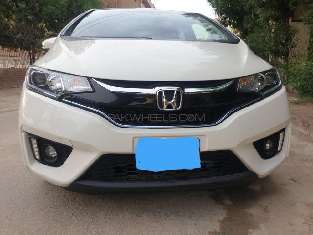 Honda Fit 2016 for Sale in Islamabad Honda Fit 2016 for Sale in Islamabad Image-3