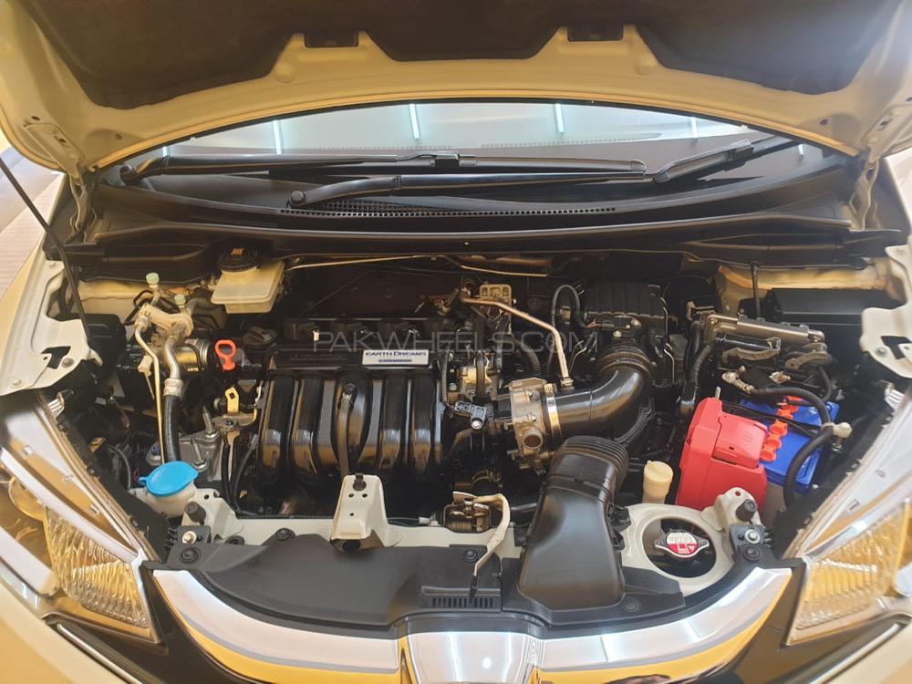 Honda Fit 2016 for Sale in Islamabad Honda Fit 2016 for Sale in Islamabad Image-6