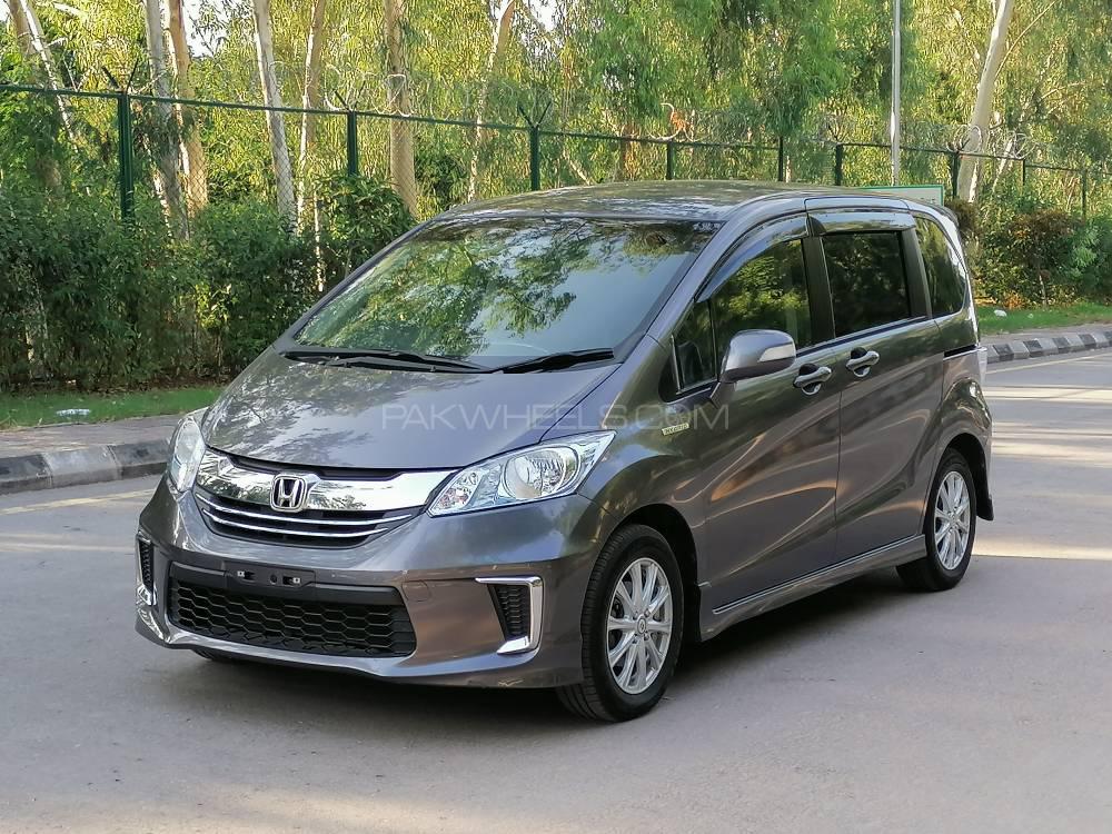 Honda Freed 2015 for Sale in Rawalpindi Image-1