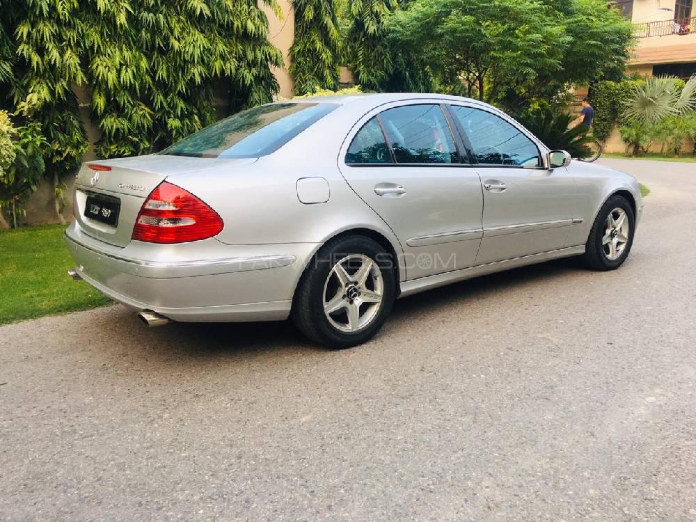 Mercedes Benz E Class 2004 for Sale in Lahore Mercedes Benz E Class 2004 for Sale in Lahore Image-7