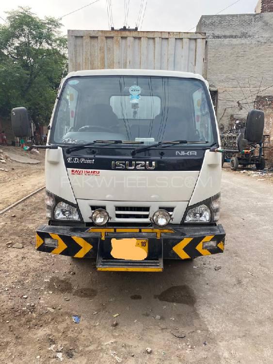 Isuzu Other 2018 for Sale in Lahore Image-1
