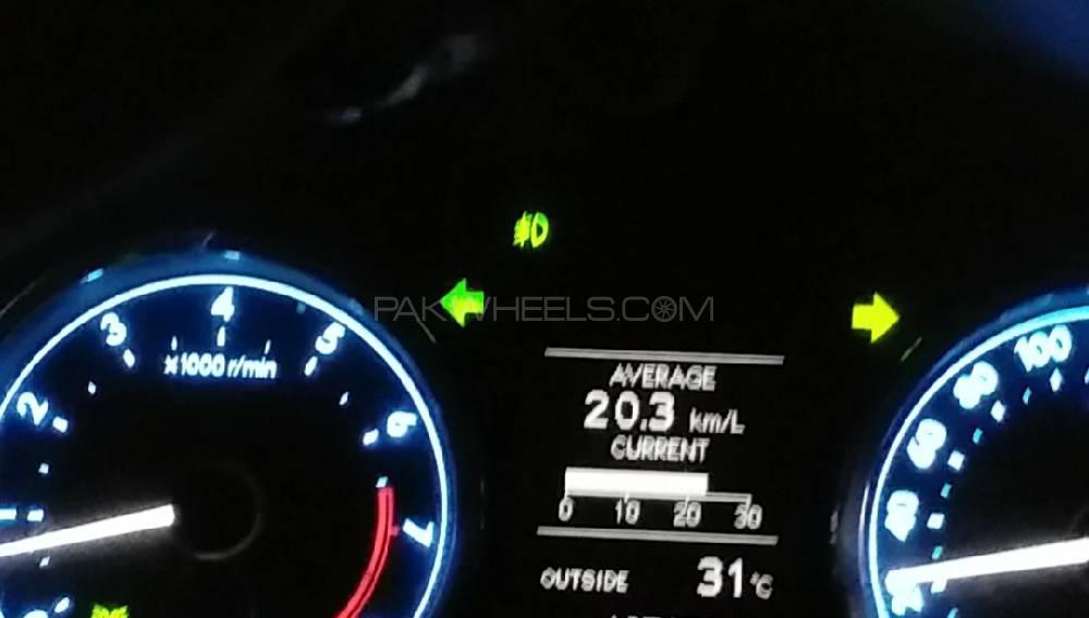 Toyota Corolla 2014 for Sale in Karachi Toyota Corolla 2014 for Sale in Karachi Image-10