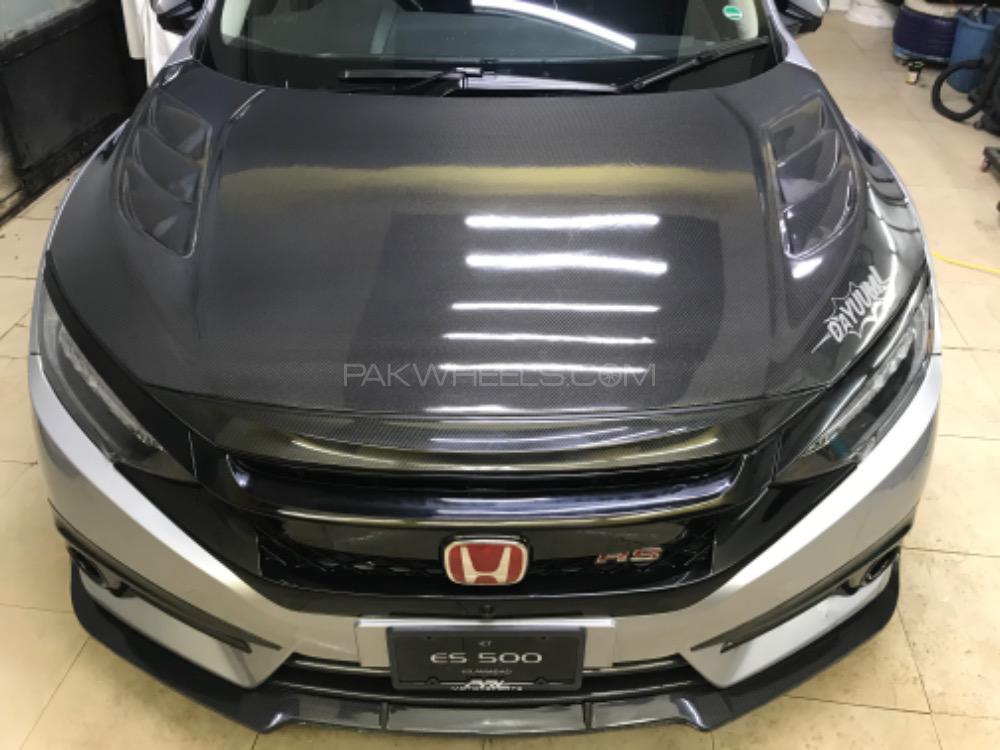 Honda Civic - 2018  Image-1