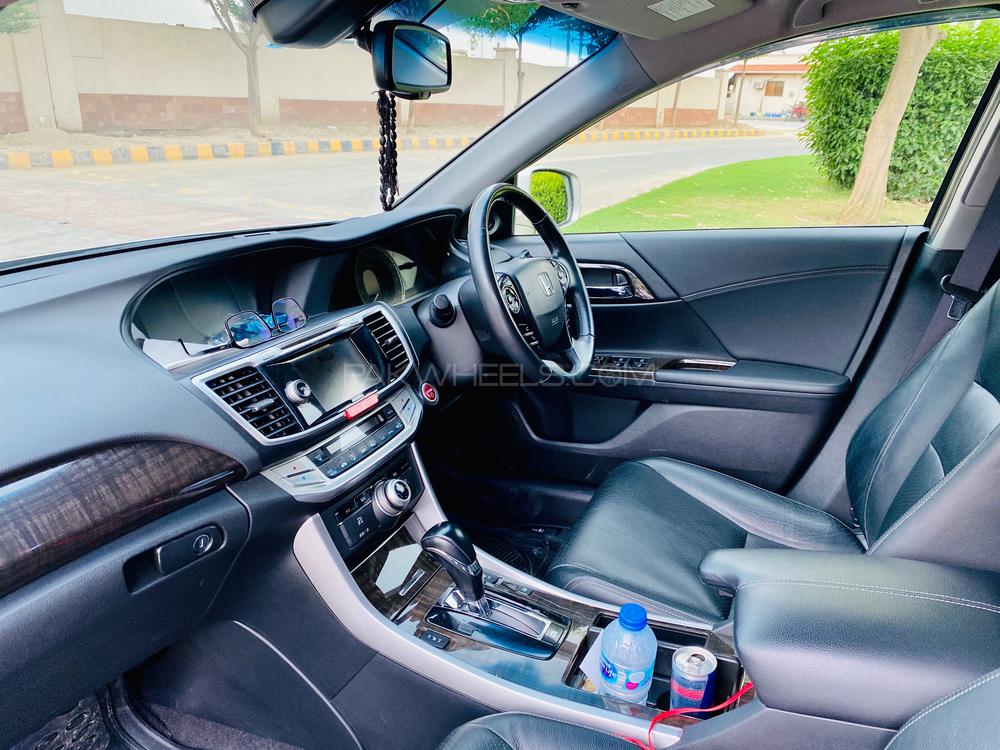 Honda Accord 2014 for Sale in Lahore Honda Accord 2014 for Sale in Lahore Image-8