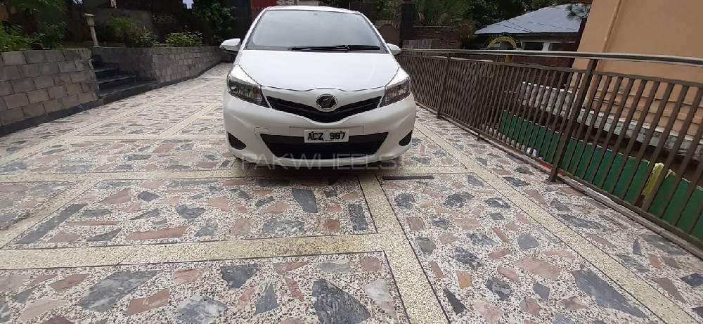 Toyota Vitz 2014 for Sale in Abbottabad Image-1