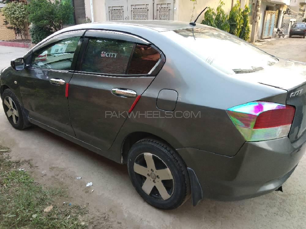 Honda City 2013 for Sale in Faisalabad Honda City 2013 for Sale in Faisalabad Image-4