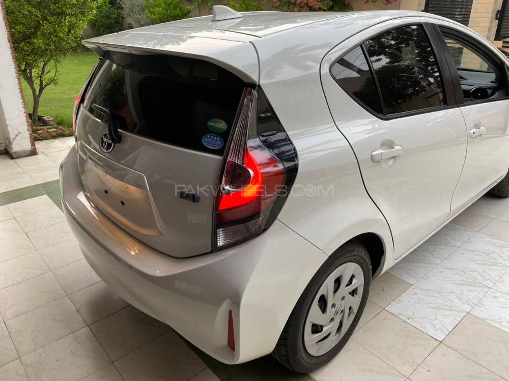 Toyota Aqua 2017 for Sale in Lahore Toyota Aqua 2017 for Sale in Lahore Image-4