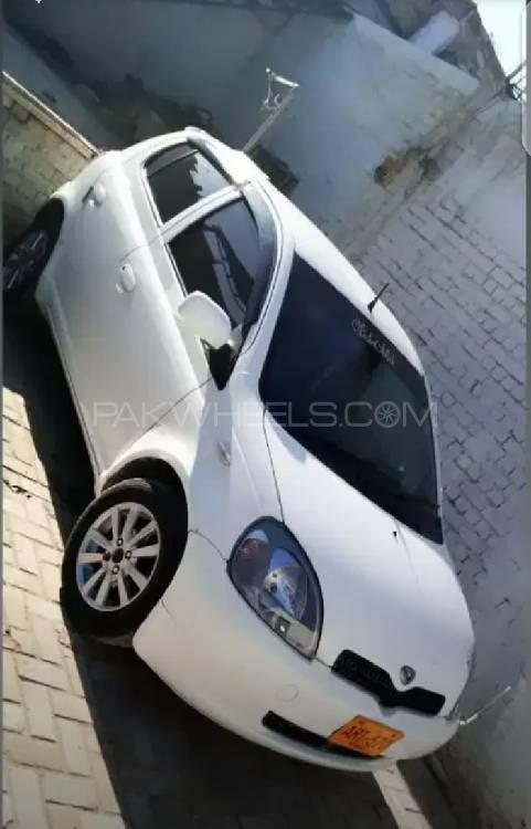Toyota Vitz 2000 for Sale in Quetta Toyota Vitz 2000 for Sale in Quetta Image-5