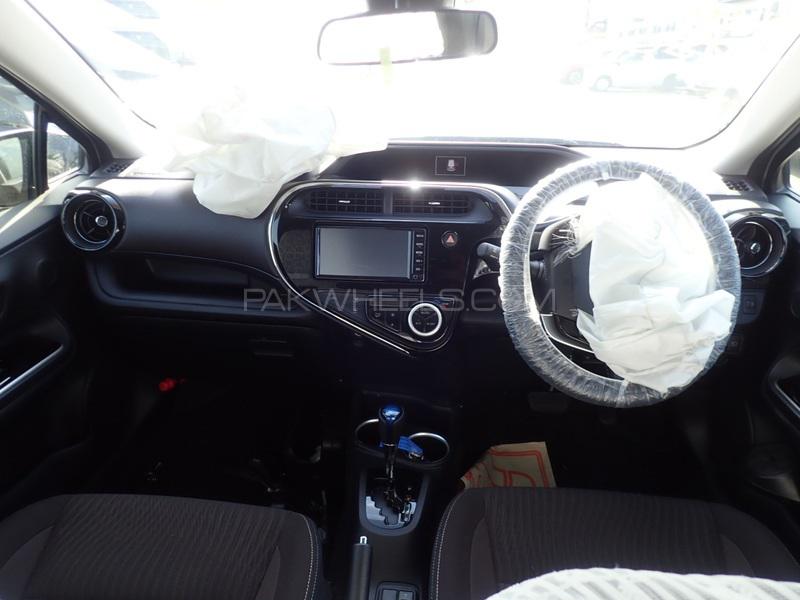 Toyota Aqua 2018 for Sale in Peshawar Toyota Aqua 2018 for Sale in Peshawar Image-12