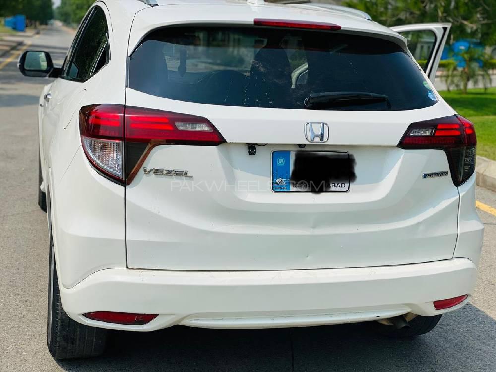 Honda Vezel 2013 for Sale in Lahore Honda Vezel 2013 for Sale in Lahore Image-4