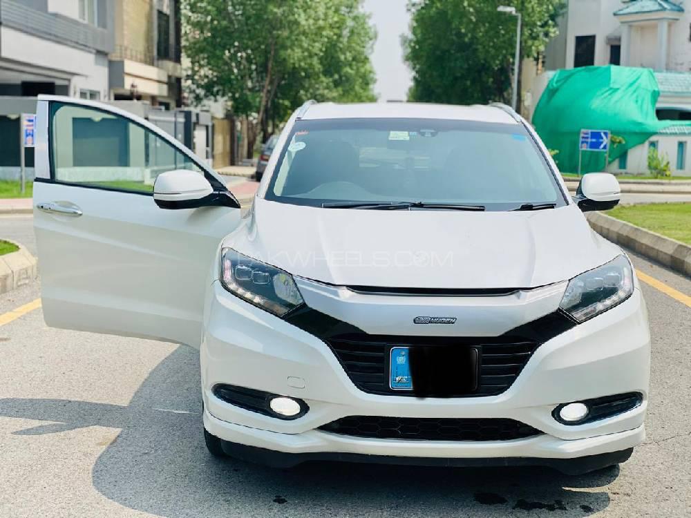 Honda Vezel 2013 for Sale in Lahore Honda Vezel 2013 for Sale in Lahore Image-3