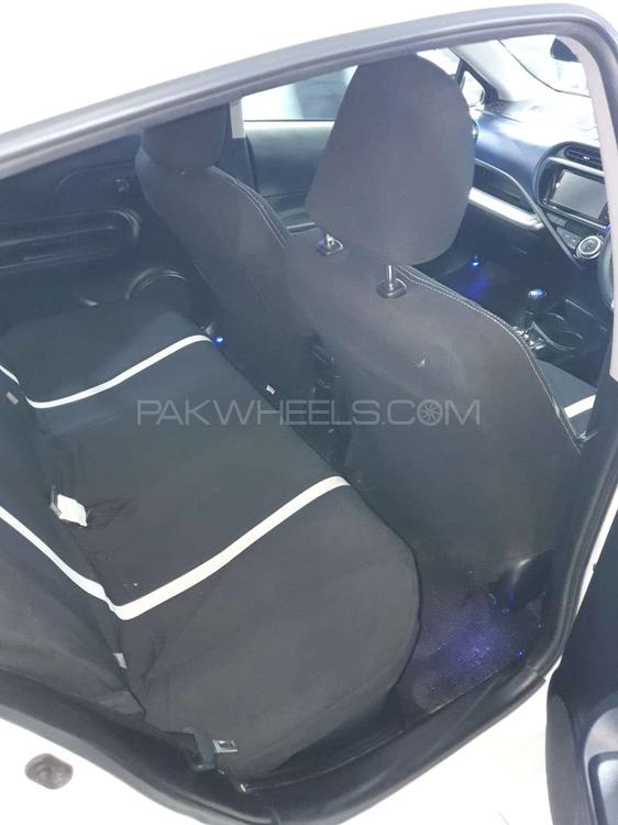Toyota Aqua 2016 for Sale in Lahore Toyota Aqua 2016 for Sale in Lahore Image-9