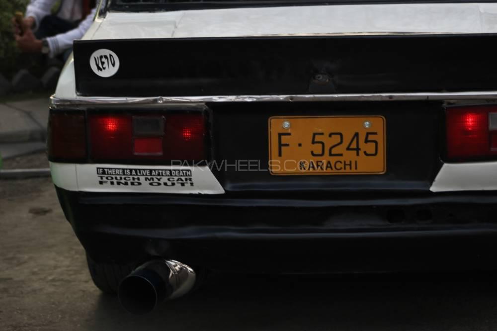 Toyota Corolla - 1982  Toyota Corolla - 1982  Image-5